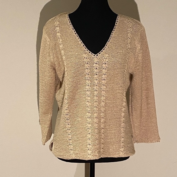 Woman Beige sweater with see trough details size L in perfect condition - Picture 3 of 6
